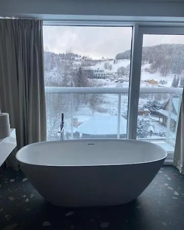 406 Prezydent Biala Perla *